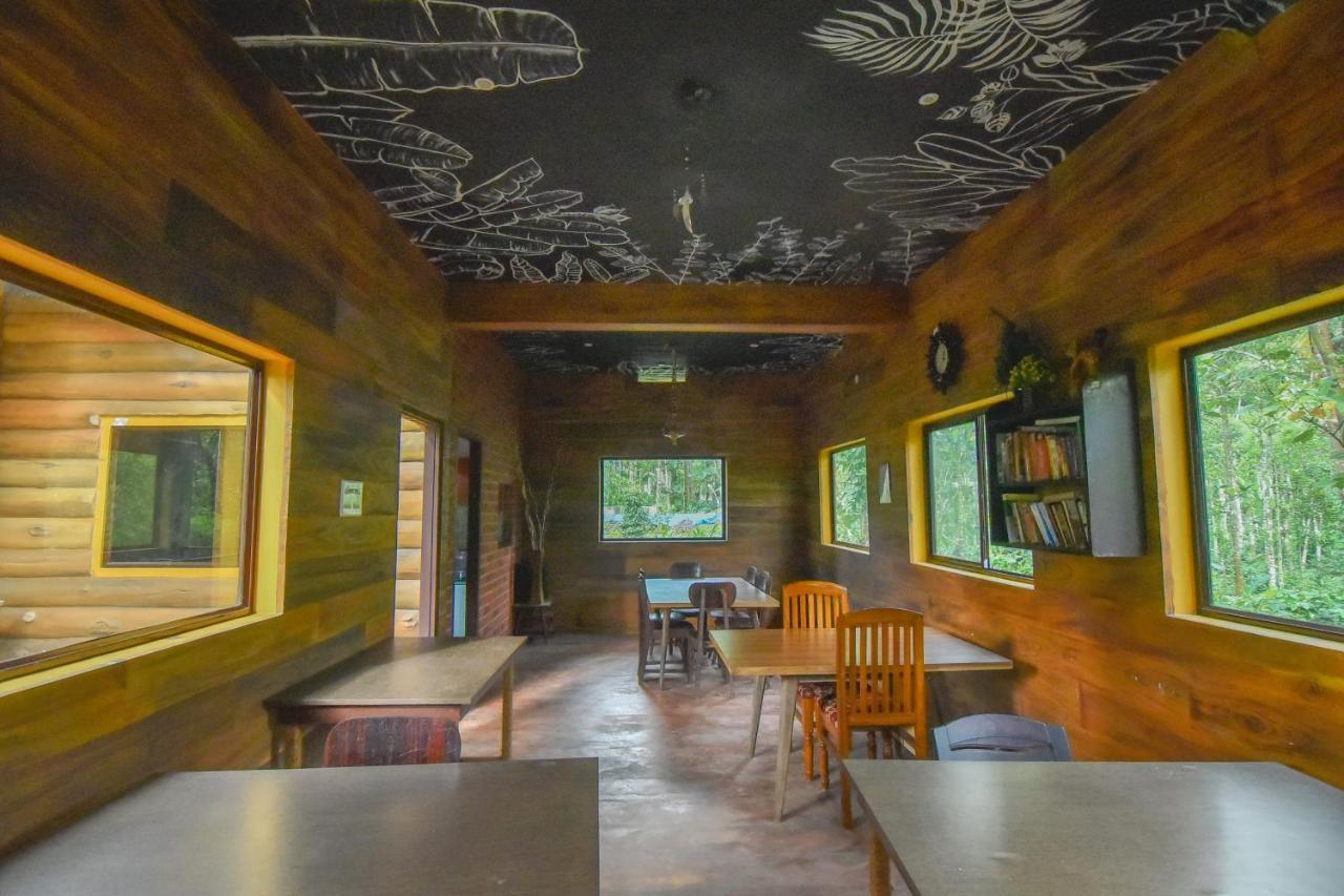 มันซูน รีทรีทส์ Bed & Breakfast เทกคาดี ภายนอก รูปภาพ