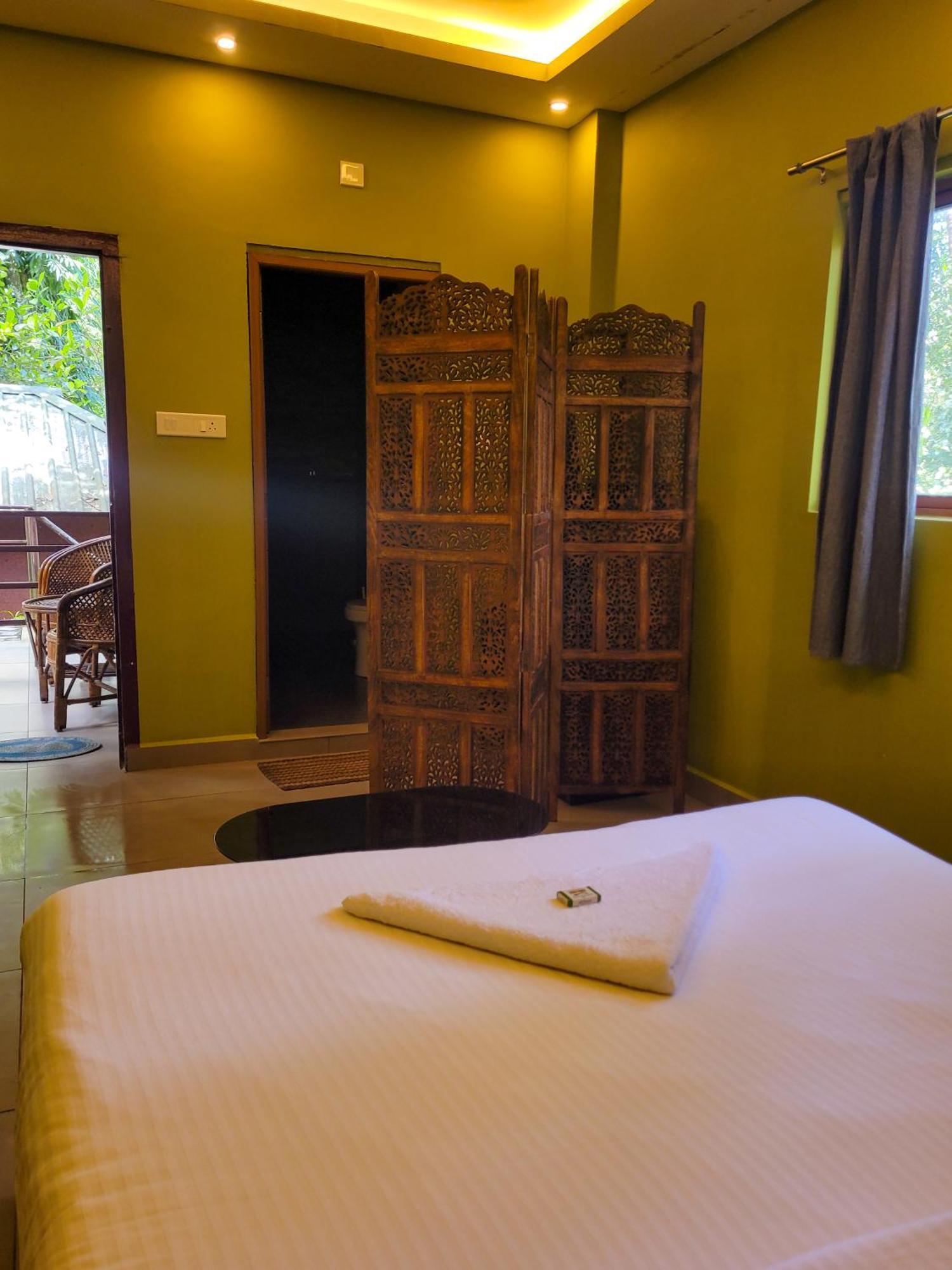 มันซูน รีทรีทส์ Bed & Breakfast เทกคาดี ภายนอก รูปภาพ